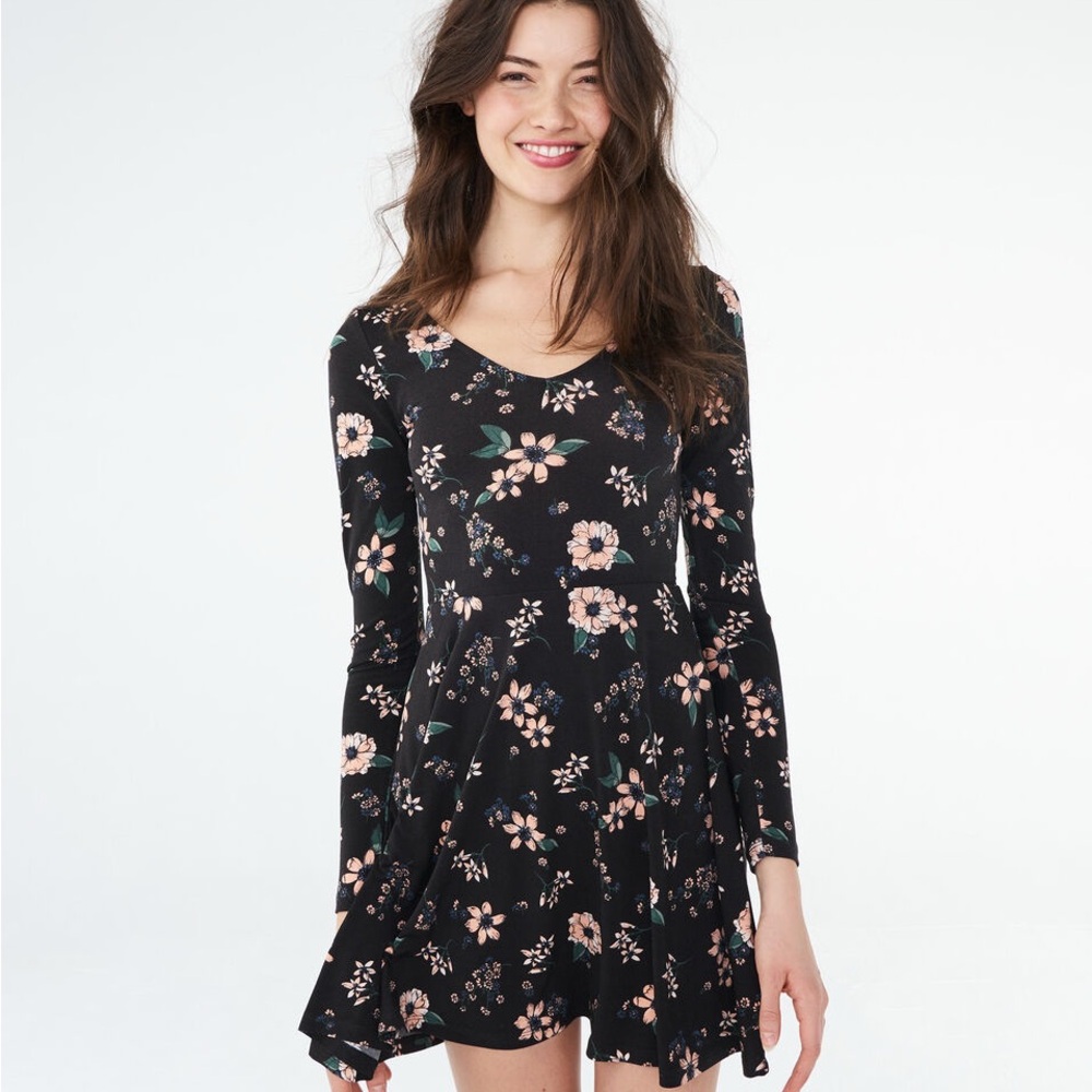 Aeropostale Black Floral Long Sleeve Dress